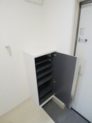 靴箱 イルトラッツォ梅島