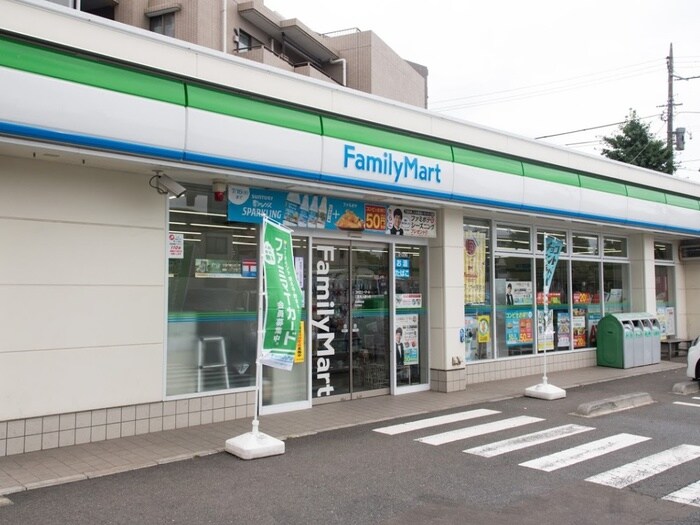 ファミリーマート 三鷹消防大学通り店(コンビニ)まで500m 神代ﾊﾞﾀﾆｶﾙｶﾞｰﾃﾞﾝｽﾞﾏﾝｼｮﾝ