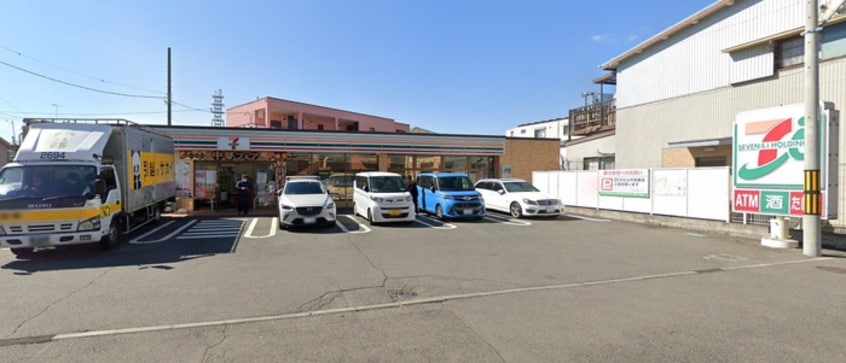セブンイレブン藤沢本町2丁目店(コンビニ)まで270m メゾン・ド湘南