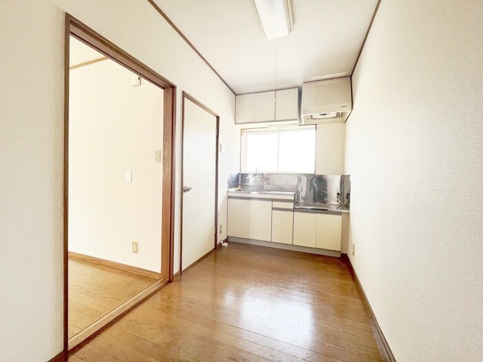 居室 ニュ－緑ヶ丘ハイツ