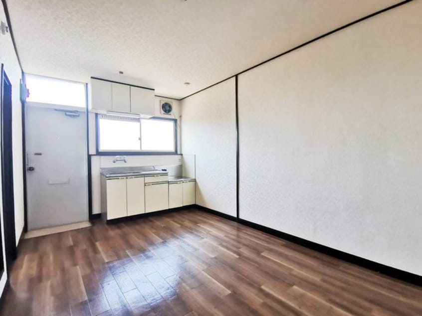 居室 コ－ポサンリバ－