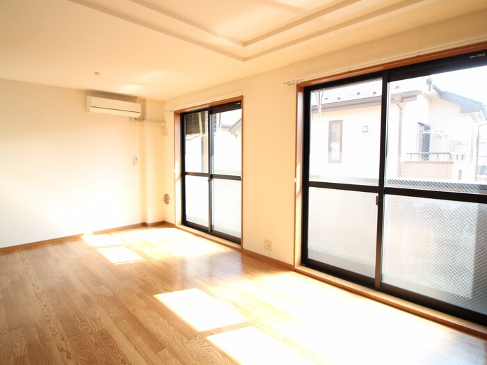 居室 ガーデンヒルズNAKAYAMA参番館