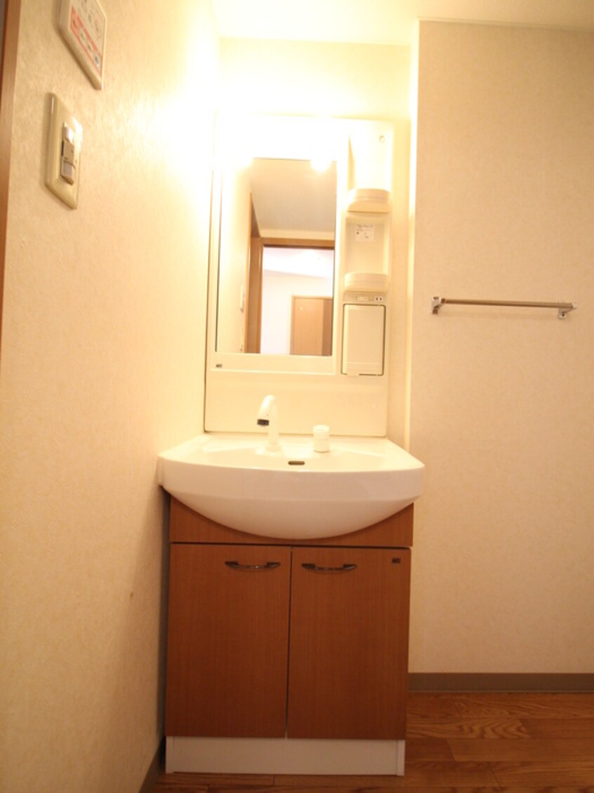 洗面 ガーデンヒルズNAKAYAMA参番館