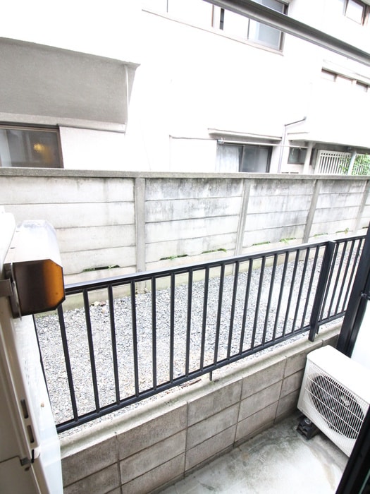 室内からの展望 アマ－ラ経堂