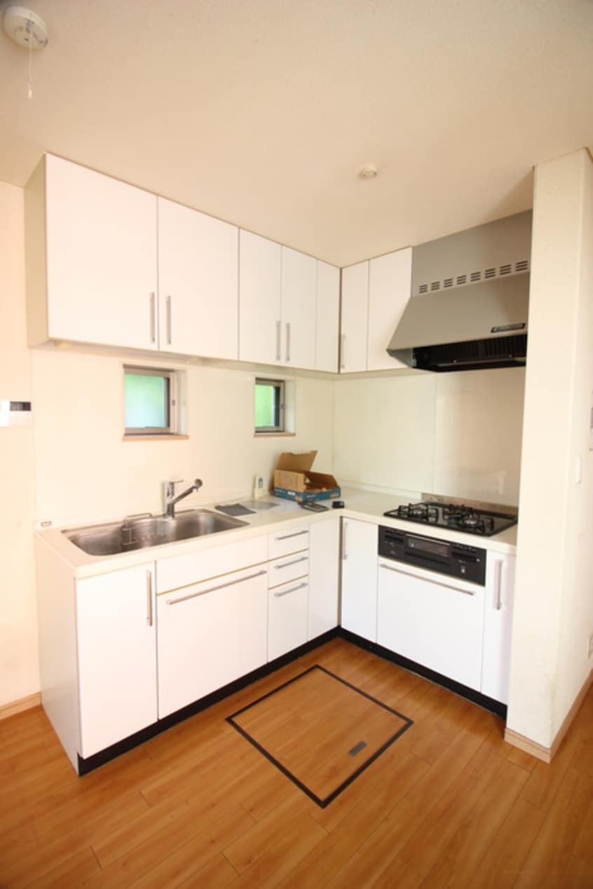 キッチン コモドカーサ南大谷