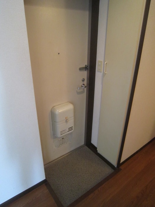 玄関 リバ－パ－ク矢向