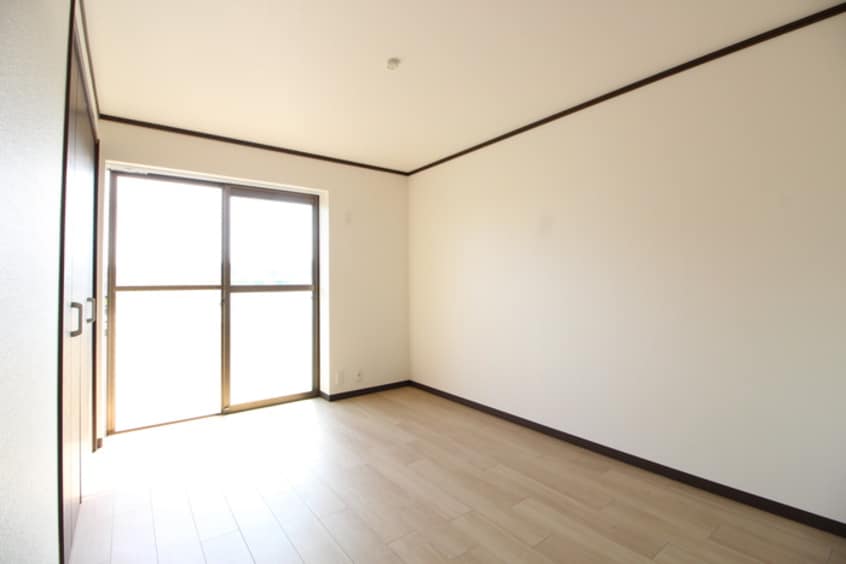 居室 リバ－パ－ク矢向