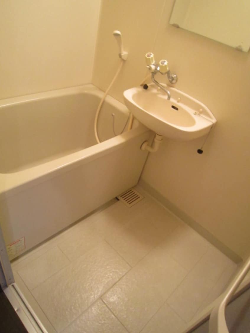 バス／シャワールーム等 リバ－パ－ク矢向