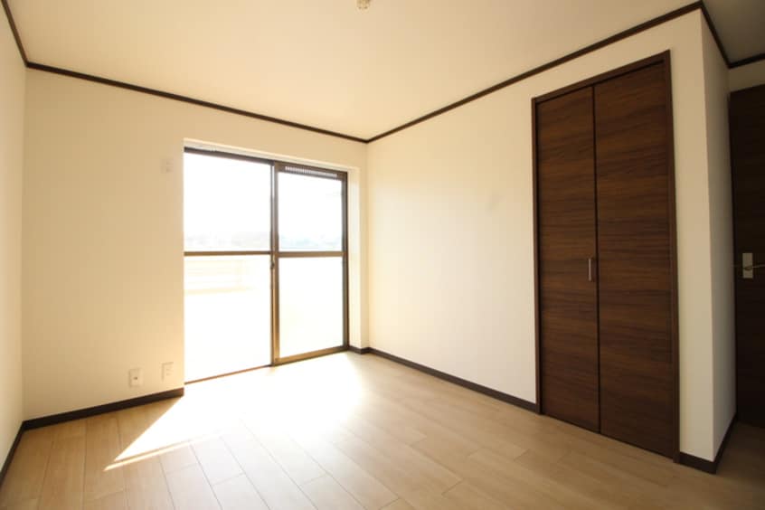 居室 リバ－パ－ク矢向