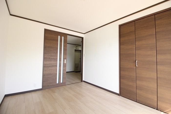 居室 リバ－パ－ク矢向