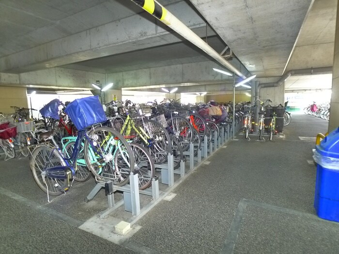 四つ木駅駐輪場(公園)まで450m ピークウィル東四つ木