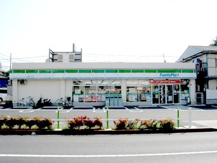 ファミリーマート(コンビニ)まで169m ファイブ北町