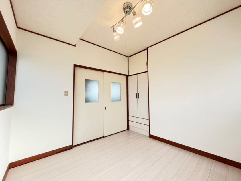 居室 ヴィステリア・コート