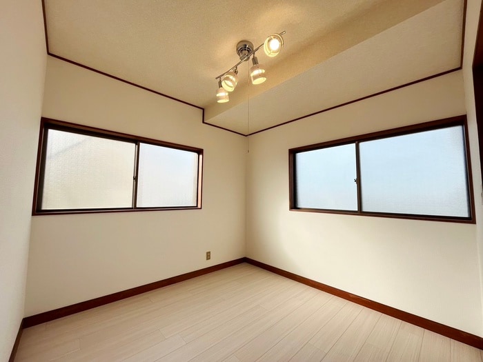 居室 ヴィステリア・コート