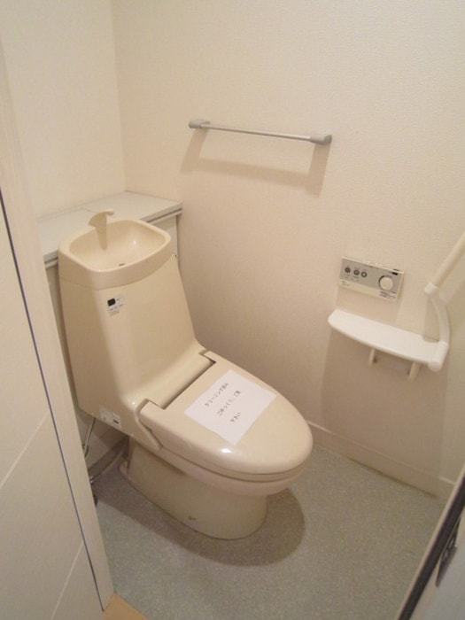 トイレ ラ・ビエナ石神井公園Ｂ棟