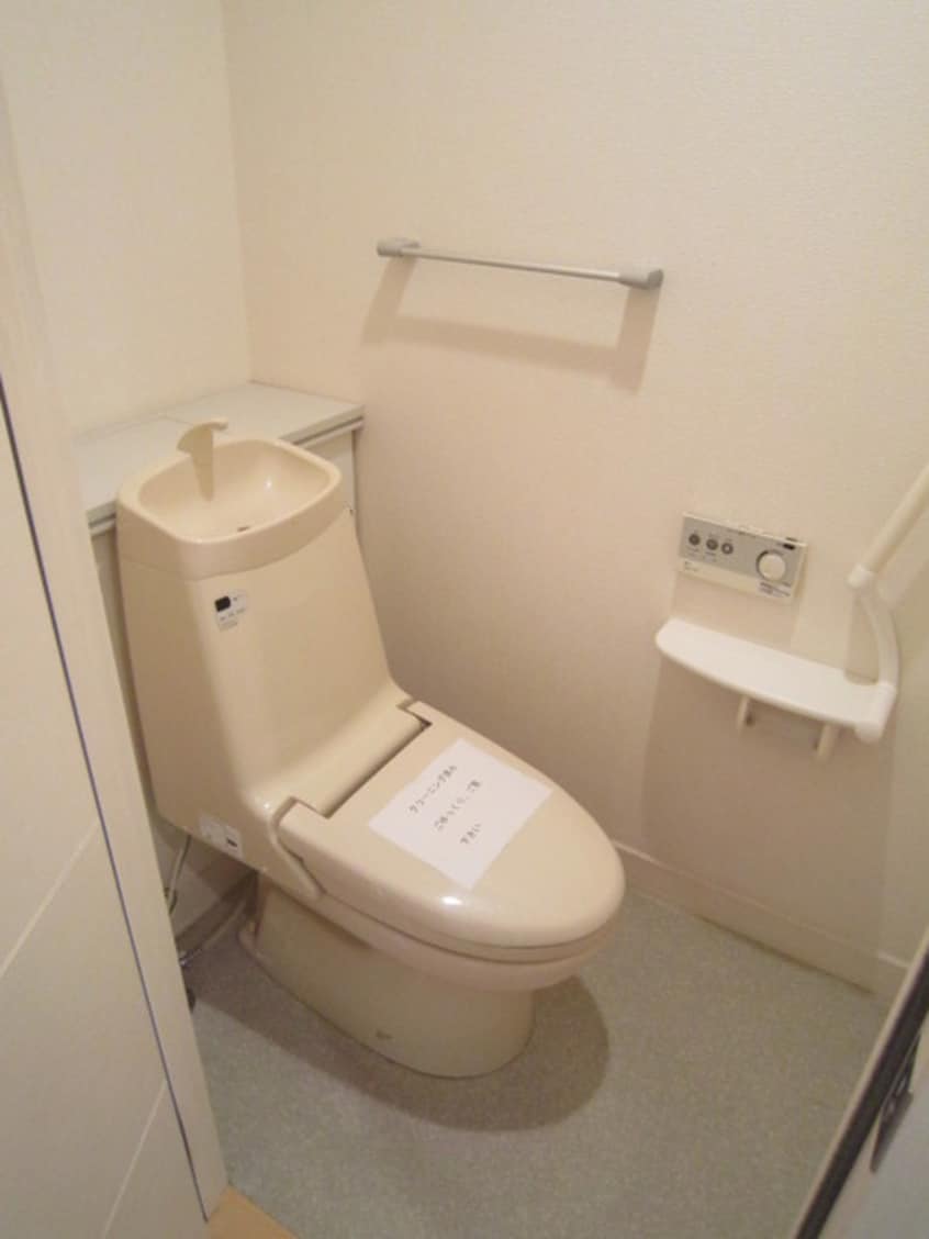 トイレ ラ・ビエナ石神井公園Ｂ棟