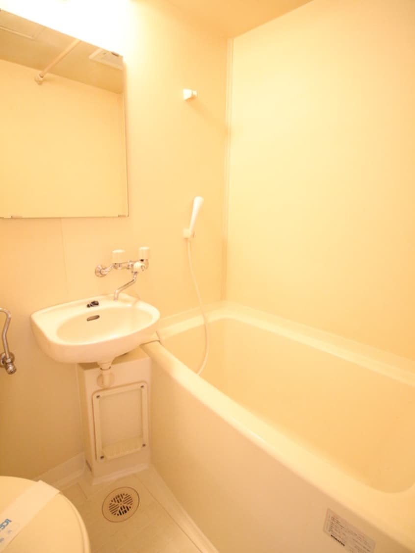 バス／シャワールーム等 ヒルサイド・フラッツⅢ