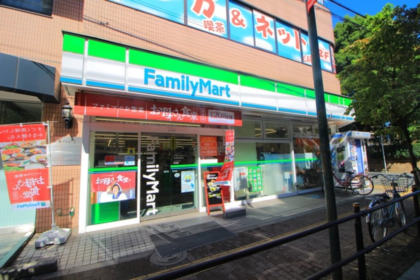 ファミリーマート　常盤台北口店(コンビニ)まで480m 大商第１マンション