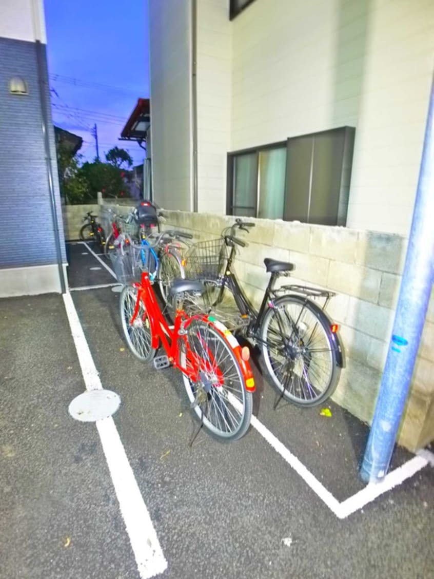 駐輪場 ラ・カンパネラ新鎌ヶ谷