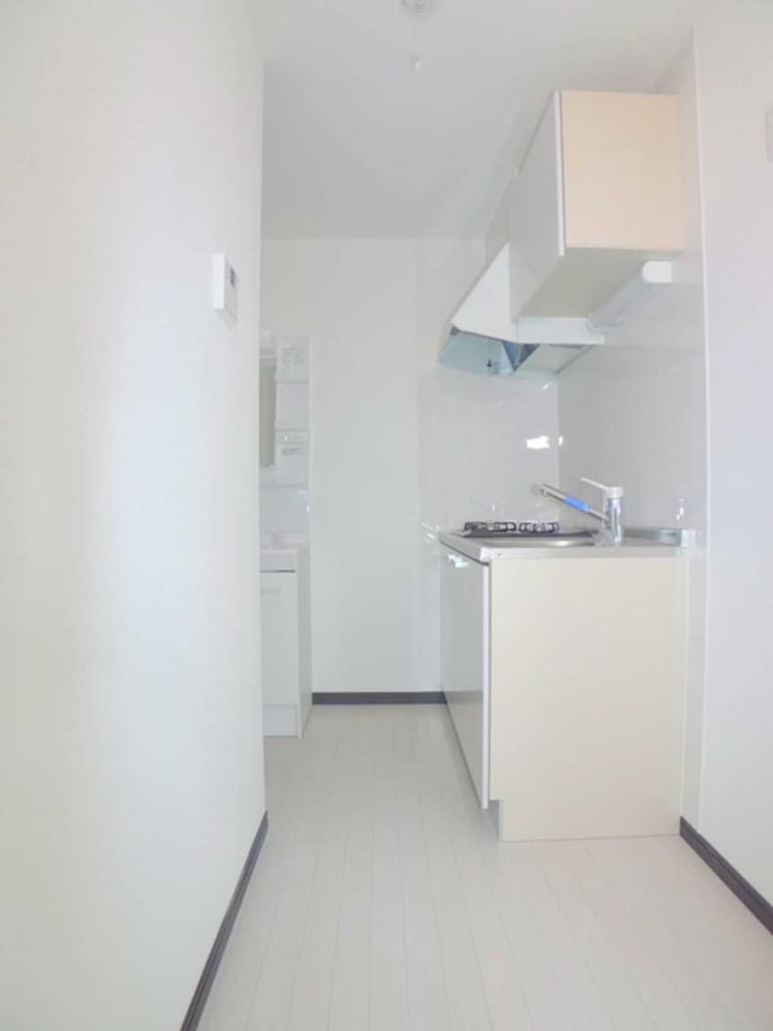 廊下 ラ・カンパネラ新鎌ヶ谷