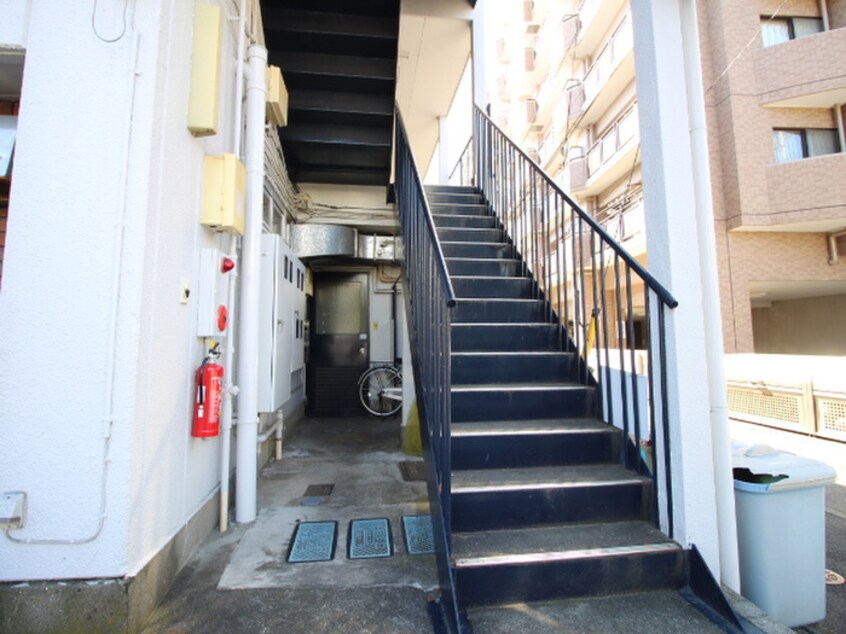 エントランス部分 本町プラザマンション