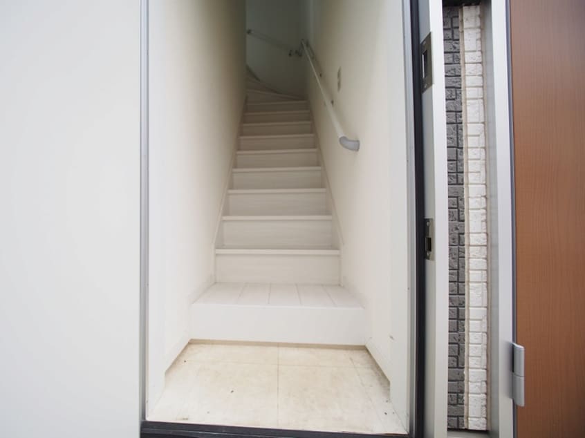 玄関 サークルハウス関町北