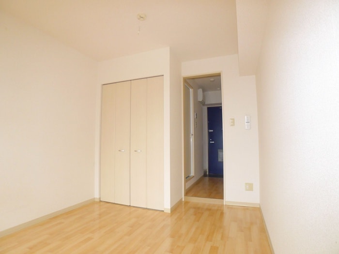 居室 カムフォート新宿