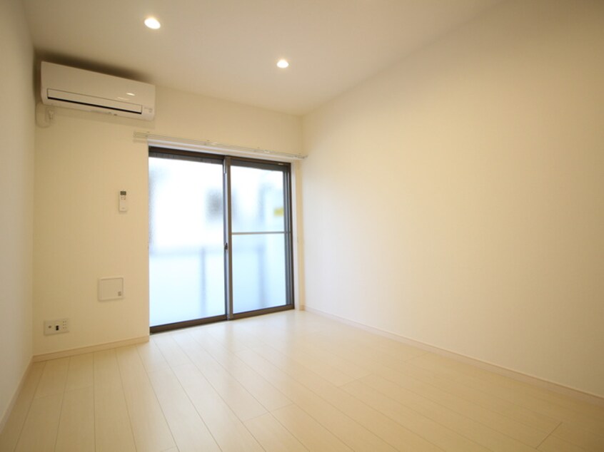 居室 リブリ・シャルマンパル