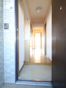 玄関 カラット中川