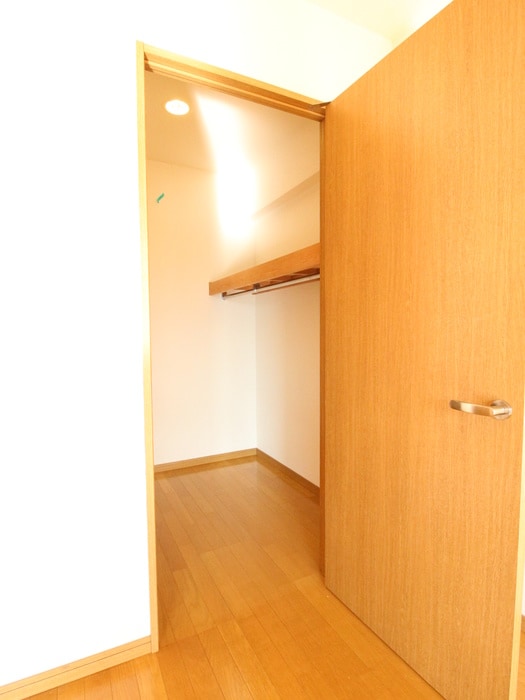 収納 カラット中川