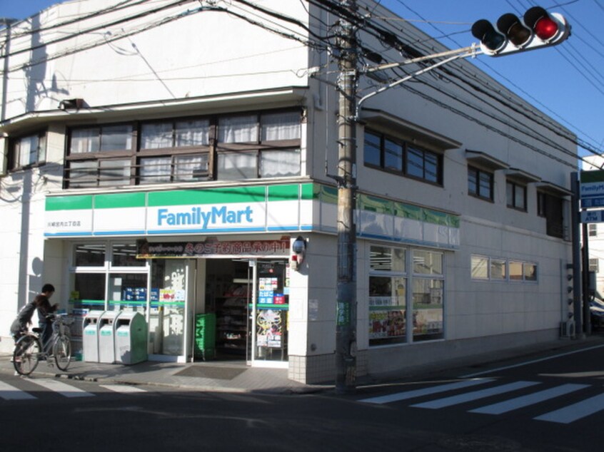 ファミリーマート宮内３丁目店(コンビニ)まで542m サンハイム