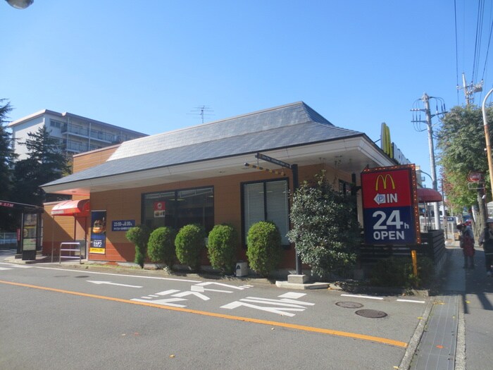 マクドナルド東名川崎インター店(ファストフード)まで35m ベルデュール宮前平