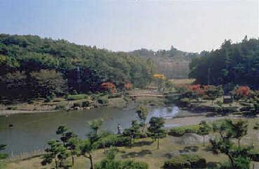 自然公園(公園)まで850m コーポワカミヤ