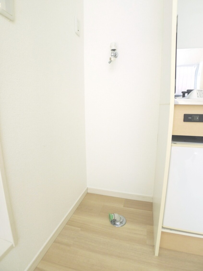 洗濯機置場 シャンテ西新井本町