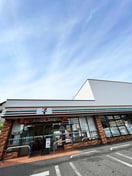 セブンイレブン(コンビニ)まで66m アーバンパークお花茶屋