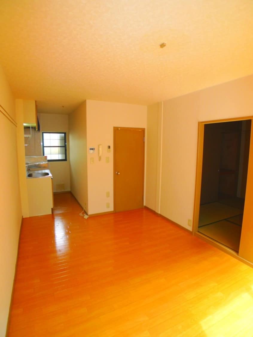 居室 こむはうす