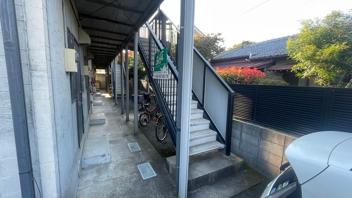 駐輪場 こむはうす