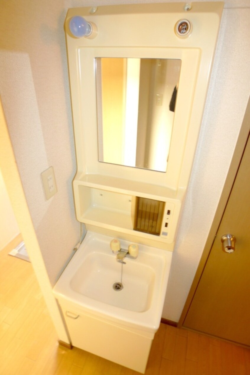 洗面 こむはうす