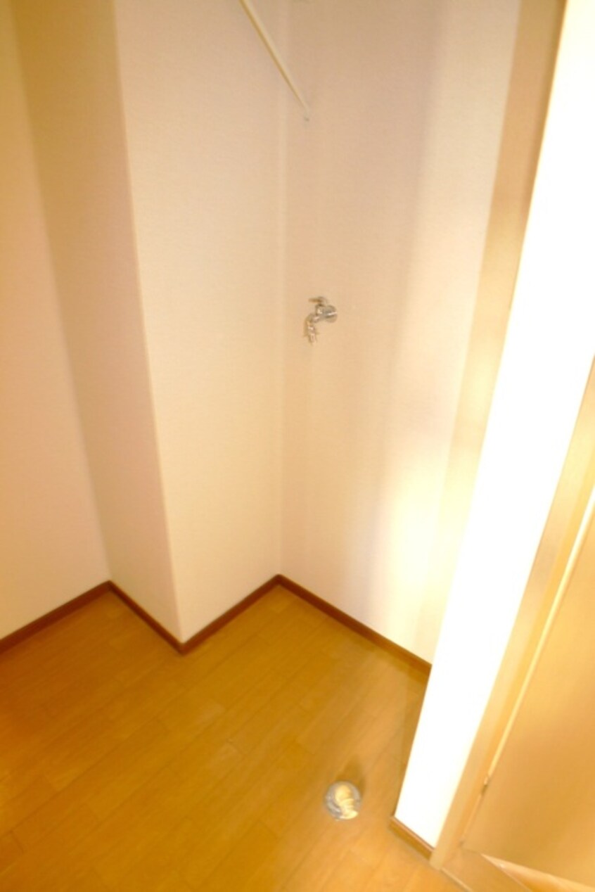 洗濯機置場 こむはうす