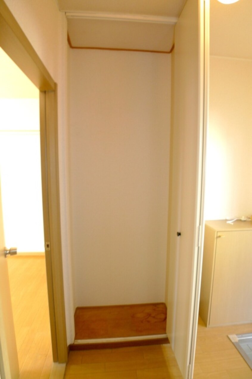 収納 こむはうす