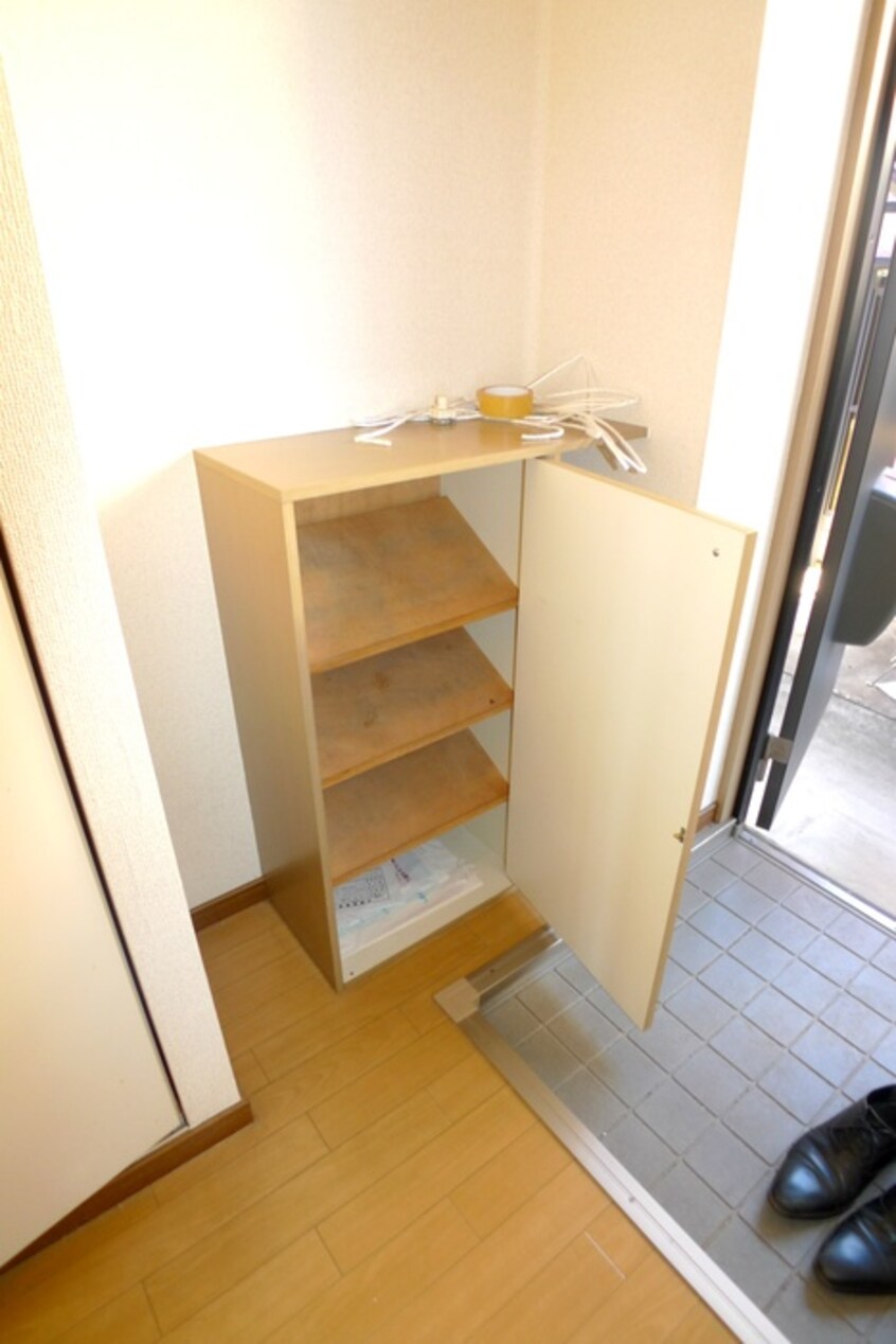 靴箱 こむはうす