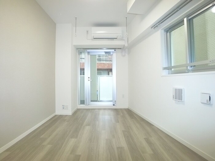 居室 オルサス西日暮里