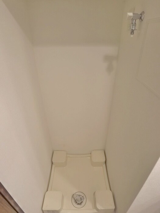 洗濯機置場 オルサス西日暮里