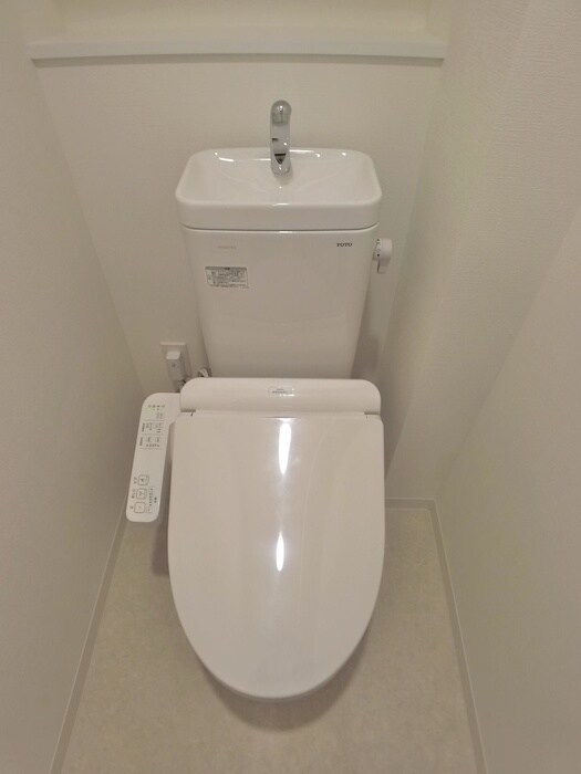 トイレ オルサス西日暮里