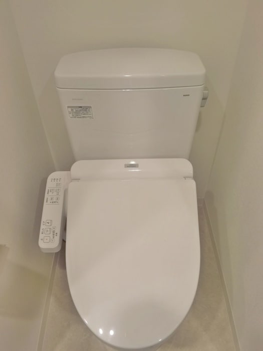 トイレ オルサス西日暮里