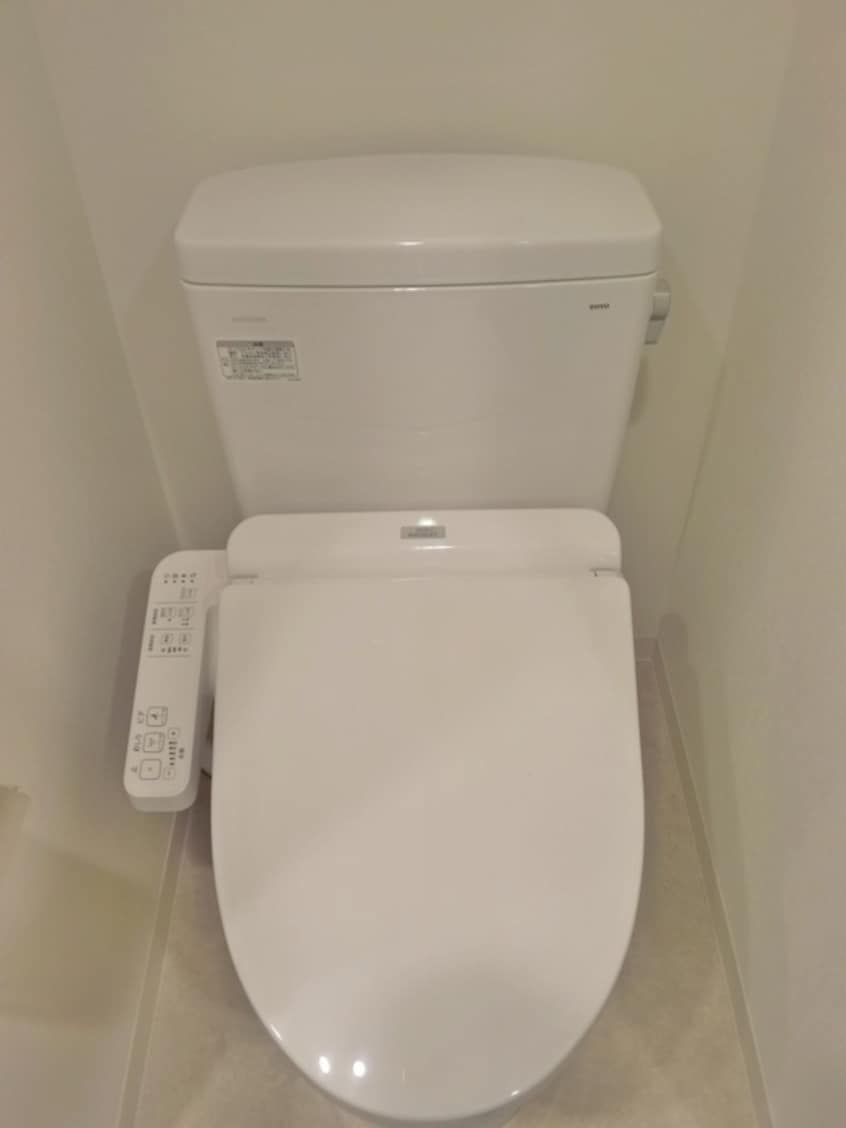 トイレ オルサス西日暮里