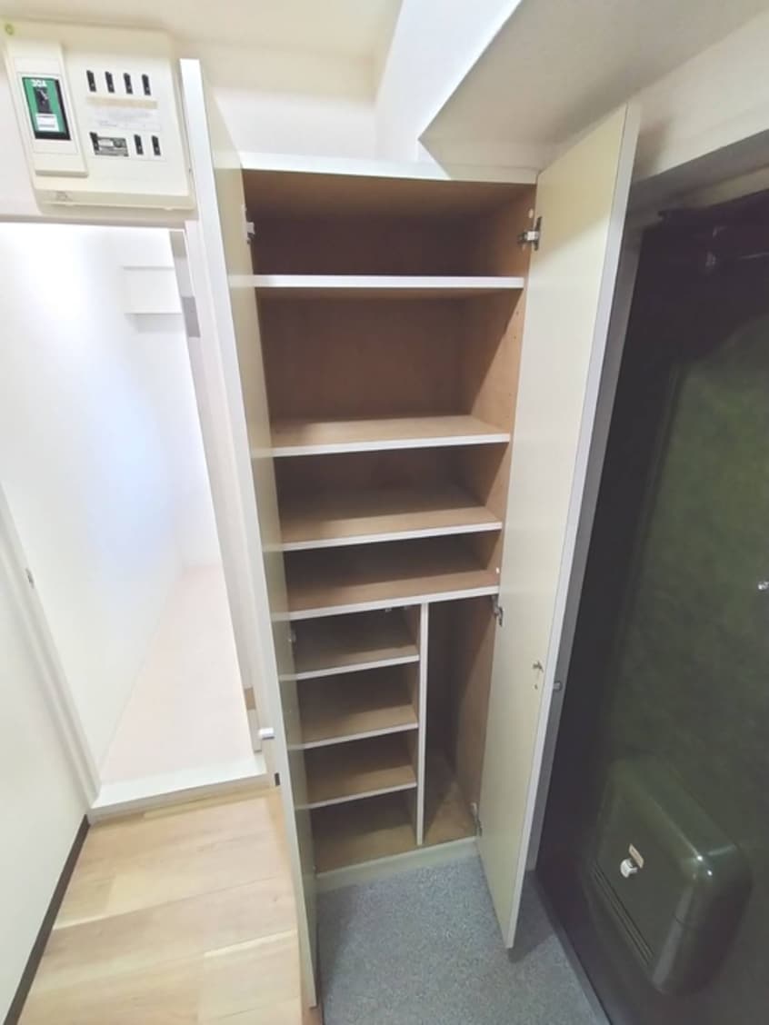 靴箱 第五サンキビル