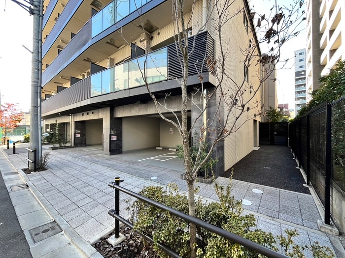 駐車場 コンフォリア志村坂上