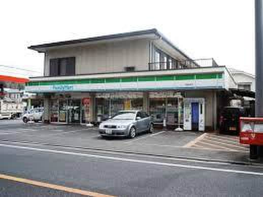 ファミリーマート川越通町店(コンビニ)まで1000m コーポ永井