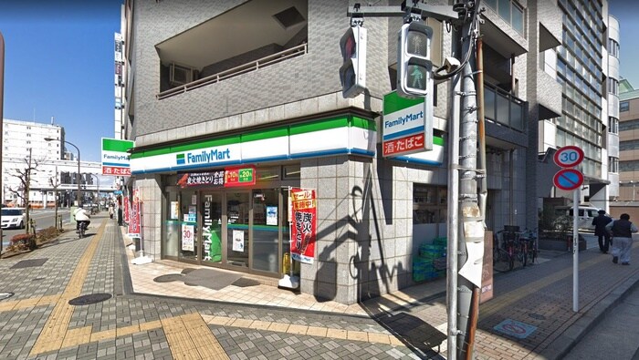 ファミリーマート　立川柴崎町店(コンビニ)まで233m ラ・メルヴェーユ